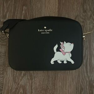 ♠️Kate Spade New York X Disney Aristocats Mini Camera Bag, Black EUC